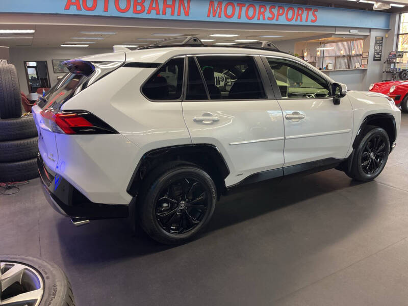 2023 Toyota RAV4 Hybrid SE