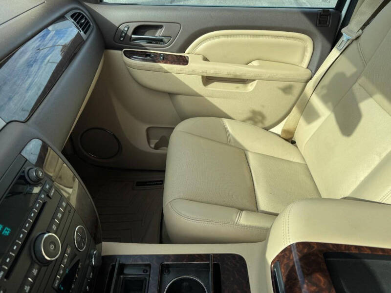 2014 GMC Sierra 3500HD Denali