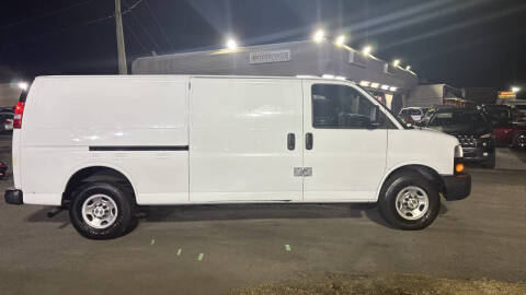 2021 Chevrolet Express 2500