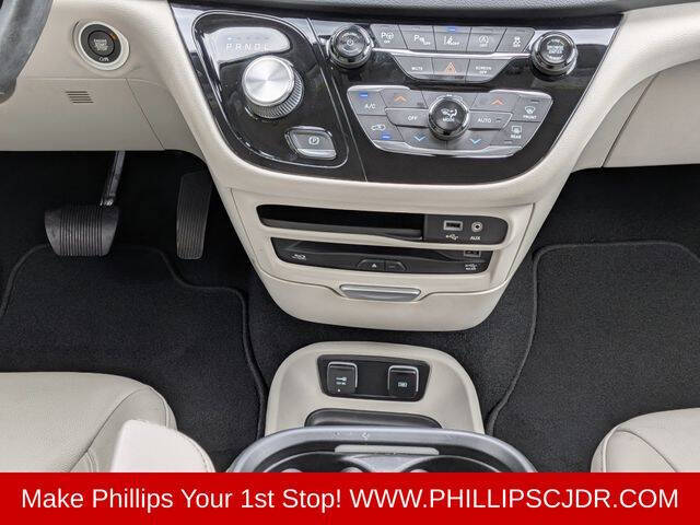 2019 Chrysler Pacifica Touring L Plus