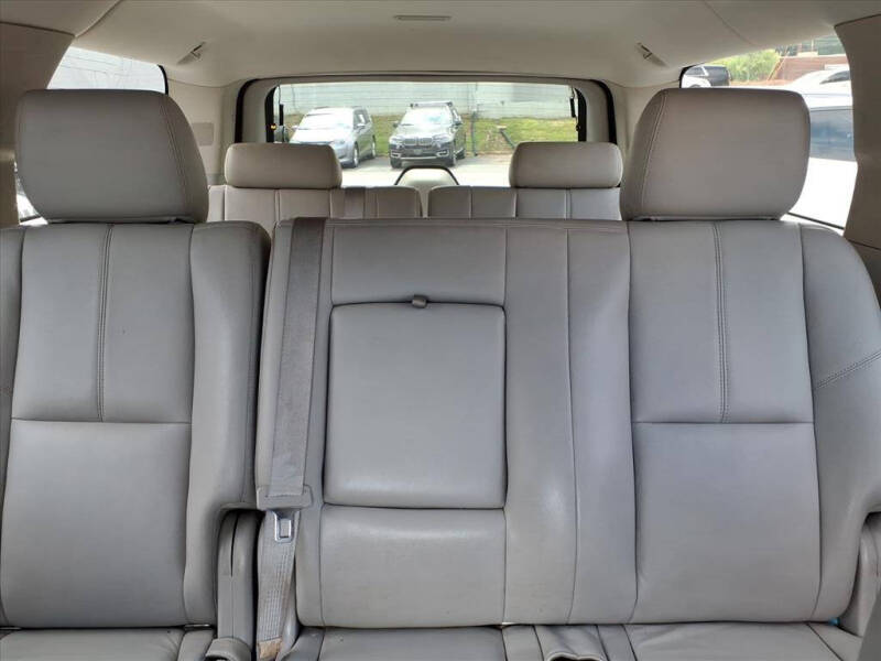 2012 Chevrolet Suburban LT