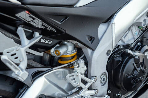 2015 Aprilia Tuono V4