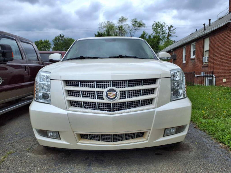 2013 Cadillac Escalade Premium