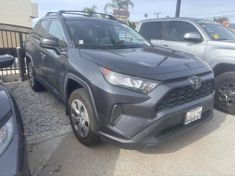 2020 Toyota RAV4 LE