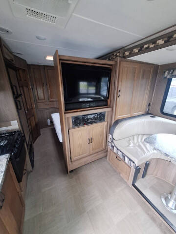 2017 Coachmen RV Prism 2200LE