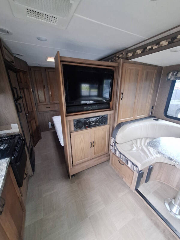 2017 Coachmen RV Prism 2200LE
