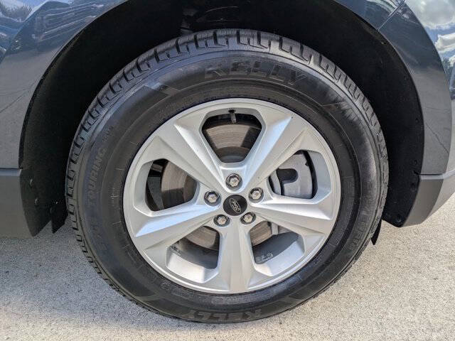 2023 Ford Edge SE