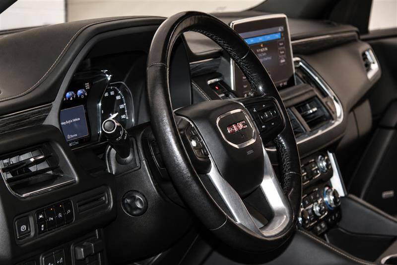 2021 GMC Yukon SLT
