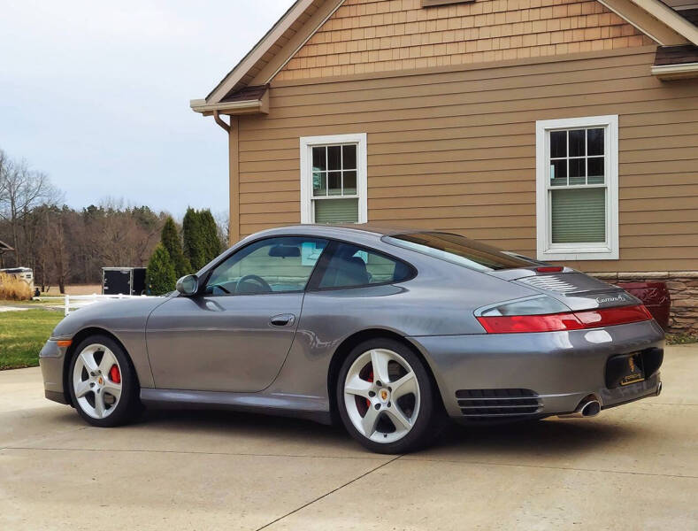 2004 Porsche 911 Carrera 4S