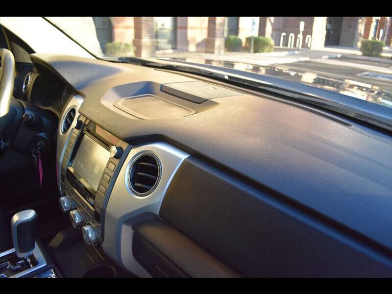 2016 Toyota Tundra SR5