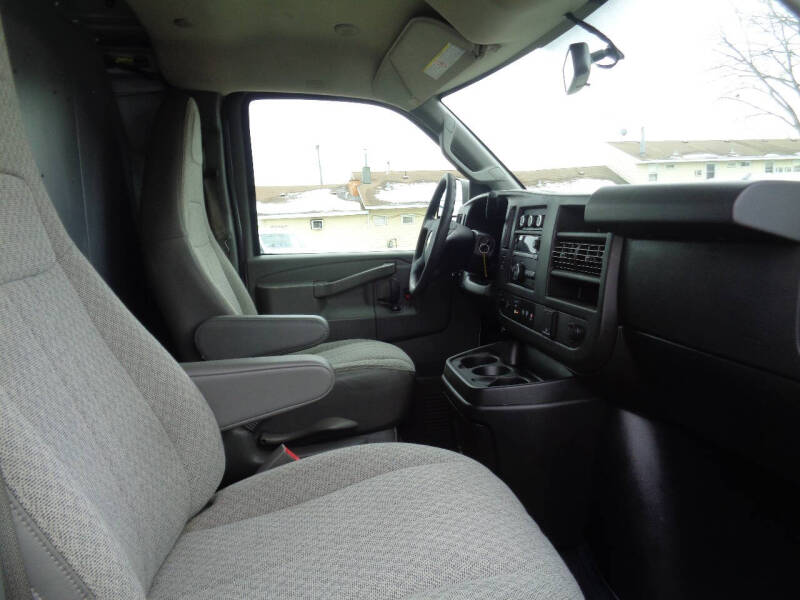 2018 Chevrolet Express 2500