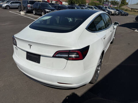 2019 Tesla Model 3 Standard Range Plus
