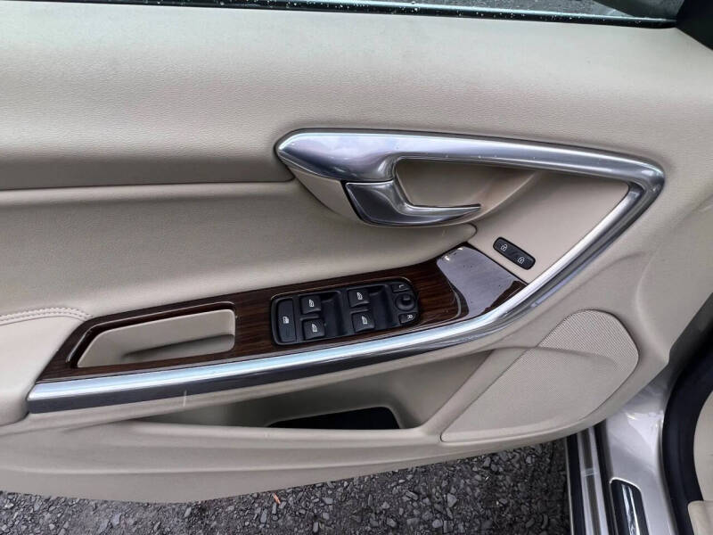 2015 Volvo V60 T5 Premier