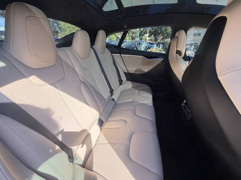 2017 Tesla Model S 90D