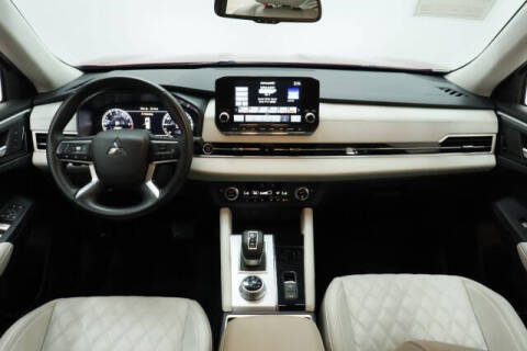 2024 Mitsubishi Outlander SEL