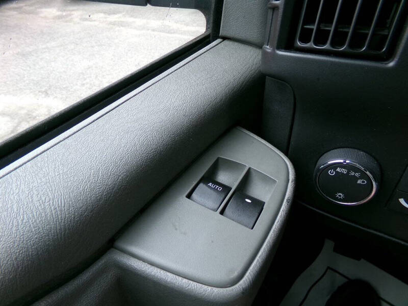 2016 Chevrolet Express 2500
