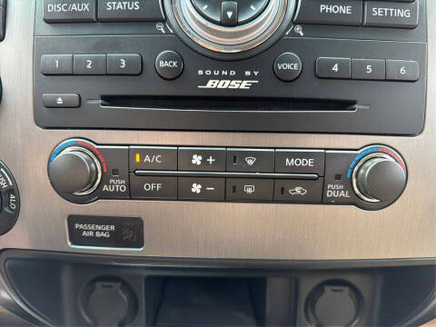 2013 Nissan Armada Platinum