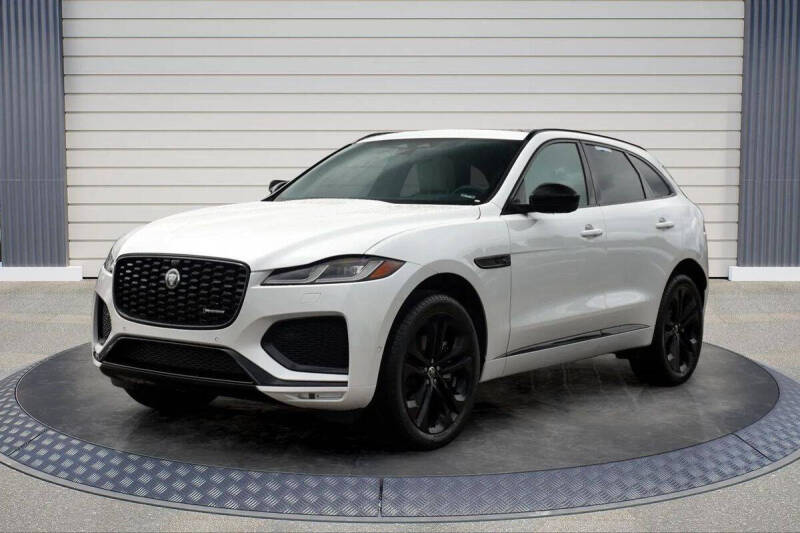 2025 Jaguar F-PACE P250 R-Dynamic S