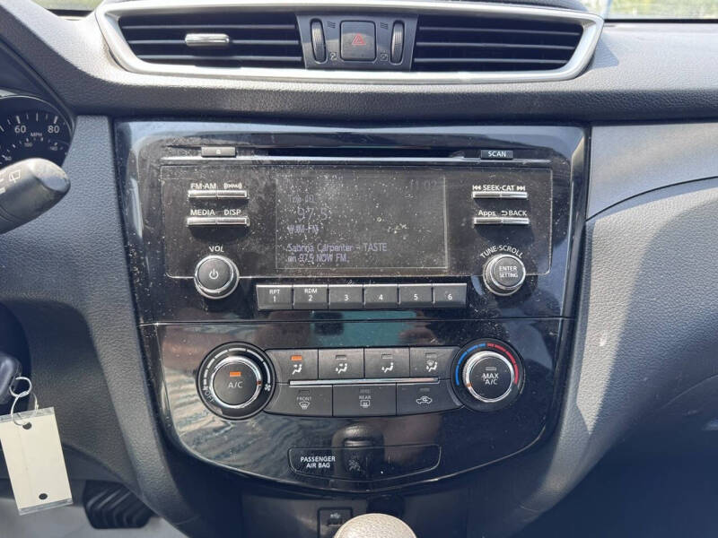 2016 Nissan Rogue S