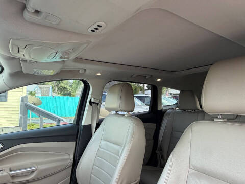 2014 Ford Escape Titanium