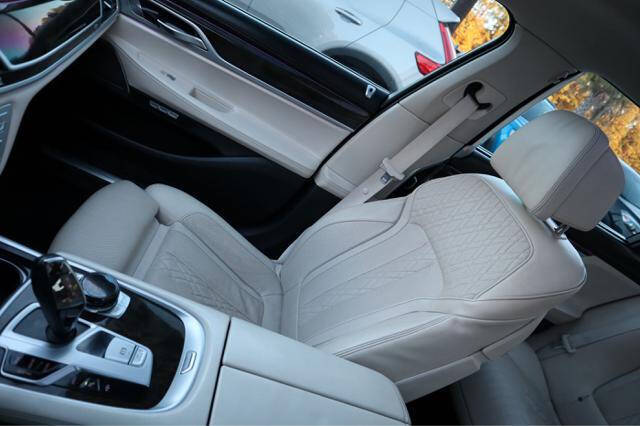 2018 BMW 7 Series 740e xDrive iPerformance