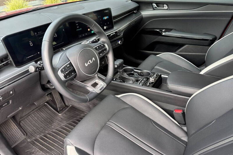 2026 Kia K5