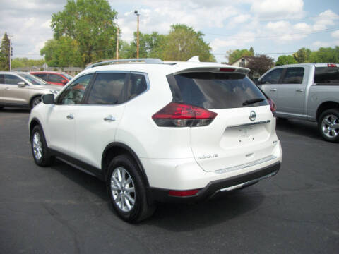 2018 Nissan Rogue SV