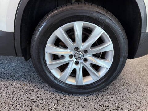 2009 Volkswagen Tiguan SE