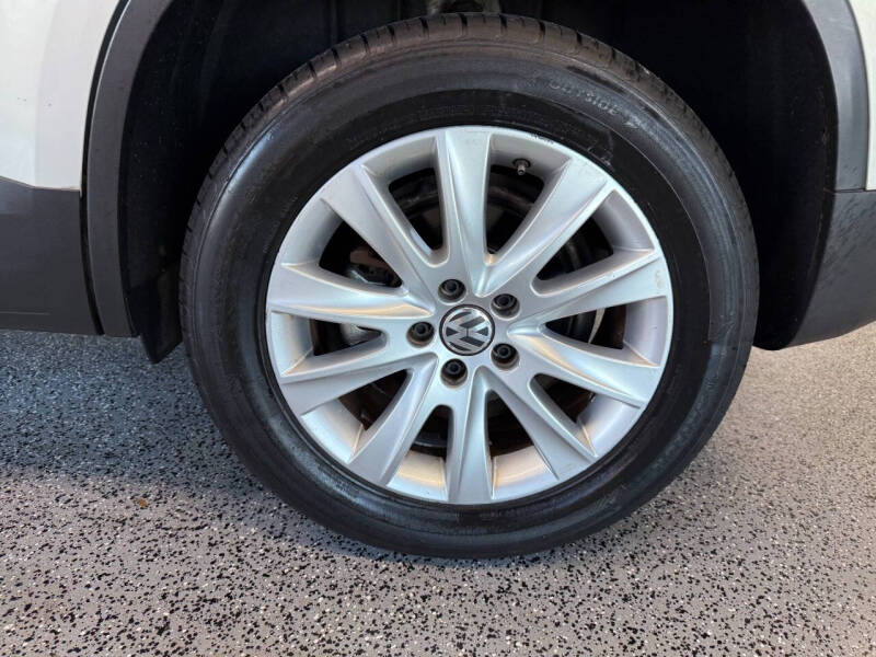 2009 Volkswagen Tiguan SE