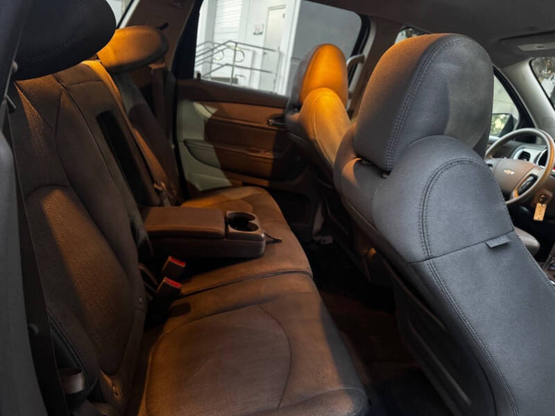 2017 Chevrolet Traverse LS