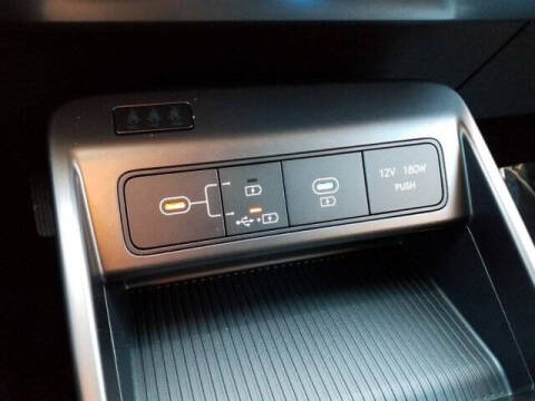 2025 Hyundai Kona Electric SEL