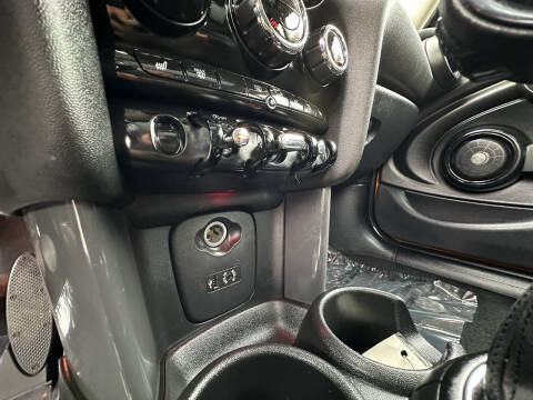 2015 MINI Hardtop 4 Door Cooper