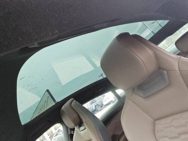 2022 Audi e-tron GT quattro Premium Plus