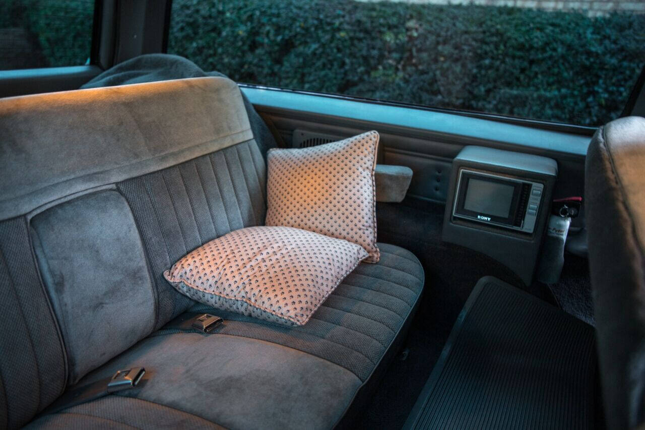 1988 Chevrolet Suburban 48