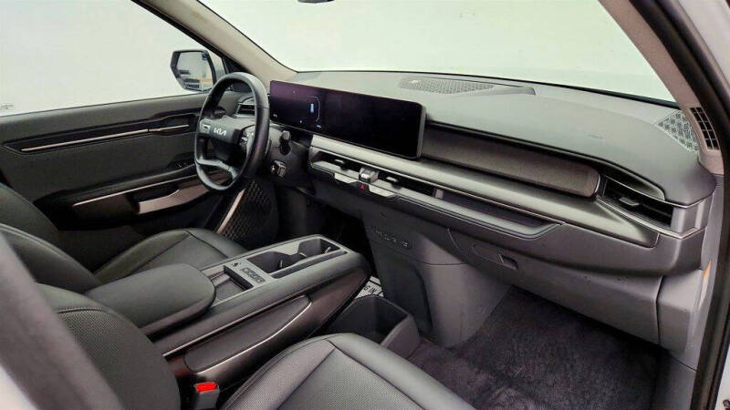 2024 Kia EV9 Light Long Range
