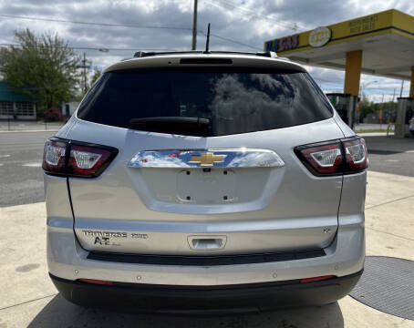2017 Chevrolet Traverse LT