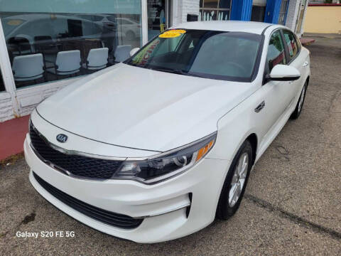 2016 Kia Optima for sale at AutoMotion Sales in Franklin OH