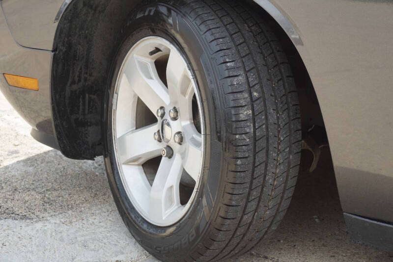 2014 Dodge Challenger SXT