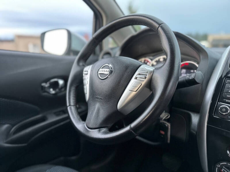 2017 Nissan Versa Note SV