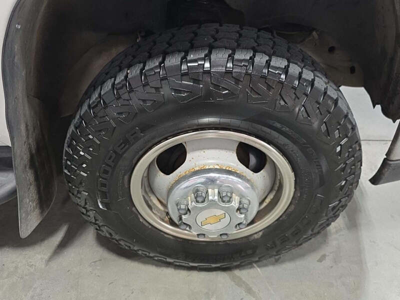 2003 Chevrolet Silverado 3500 LS