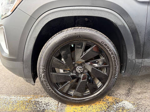 2024 Volkswagen Atlas SE