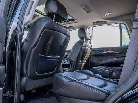 2019 Cadillac Escalade Luxury