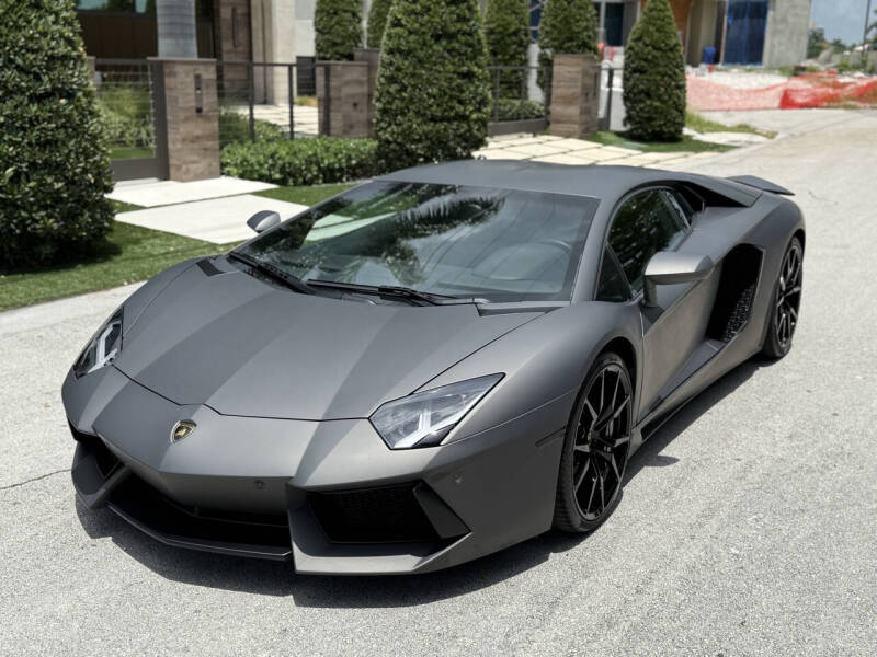2013 Lamborghini Aventador LP 700-4