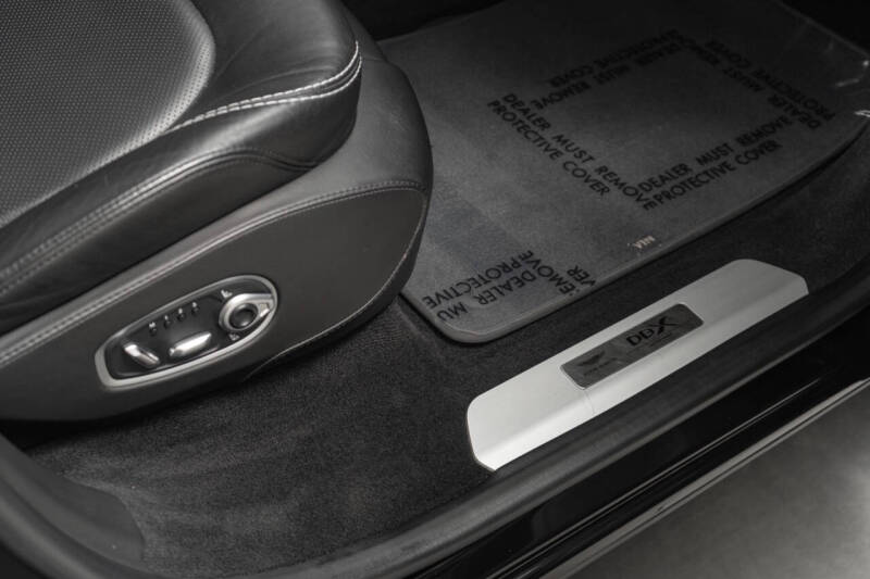 2021 Aston Martin DBX