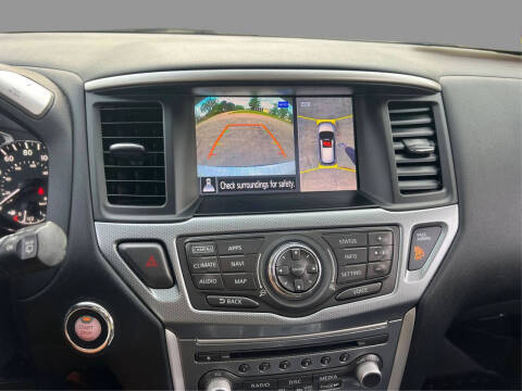 2017 Nissan Pathfinder