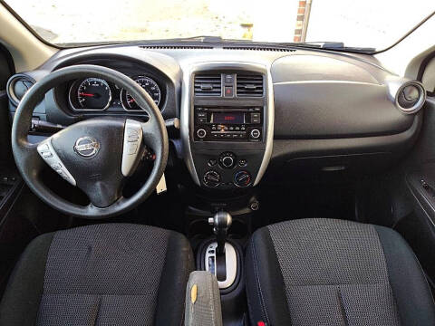2018 Nissan Versa
