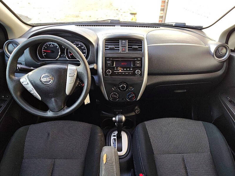 2018 Nissan Versa