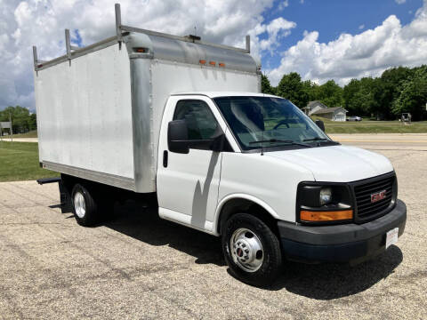 2015 GMC Savana