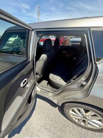 2018 Kia Soul +