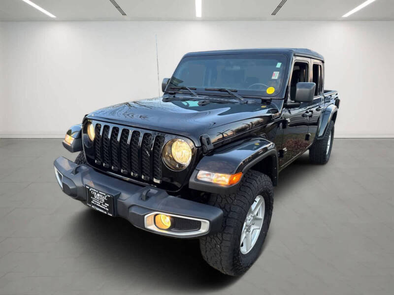 2022 Jeep Gladiator Sport S